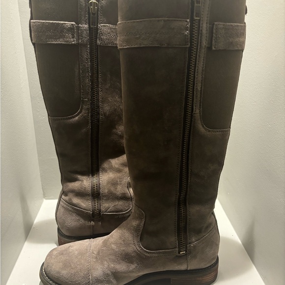 NWOT- New Ariat Stoneleigh waterproof brown suede zip boot - Picture 8 of 13